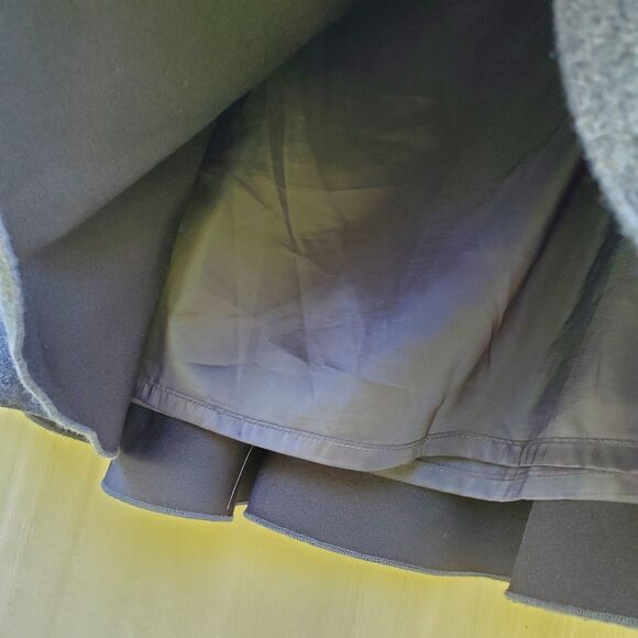 J.Crew Mini Skirt Ruffle/Layered Wool Blend/Double Fabric Heavyweight Size 4 - Picture 3 of 7